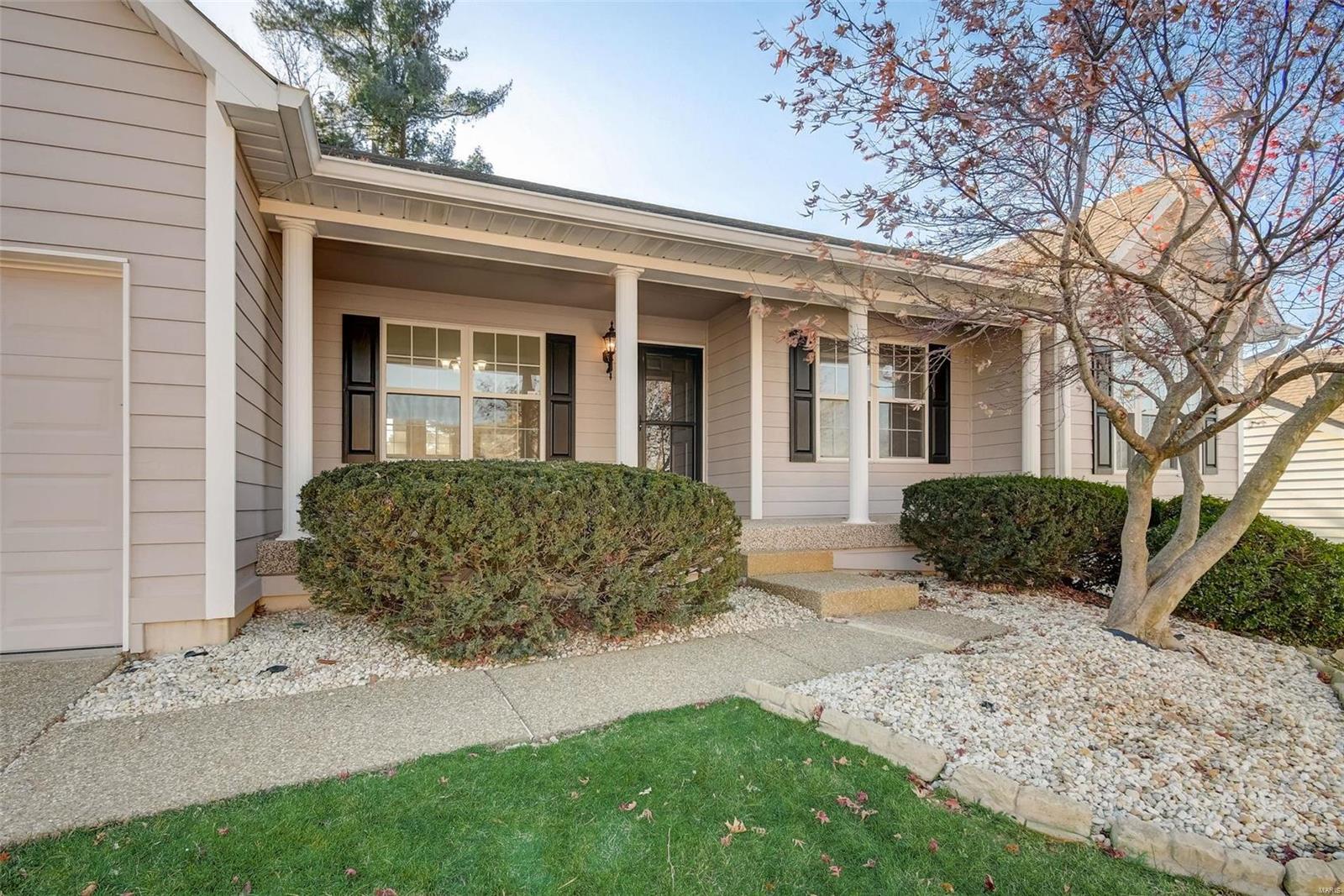 204 Greenburn Drive Weldon Spring, MO 63304 - Photo 2 of 11