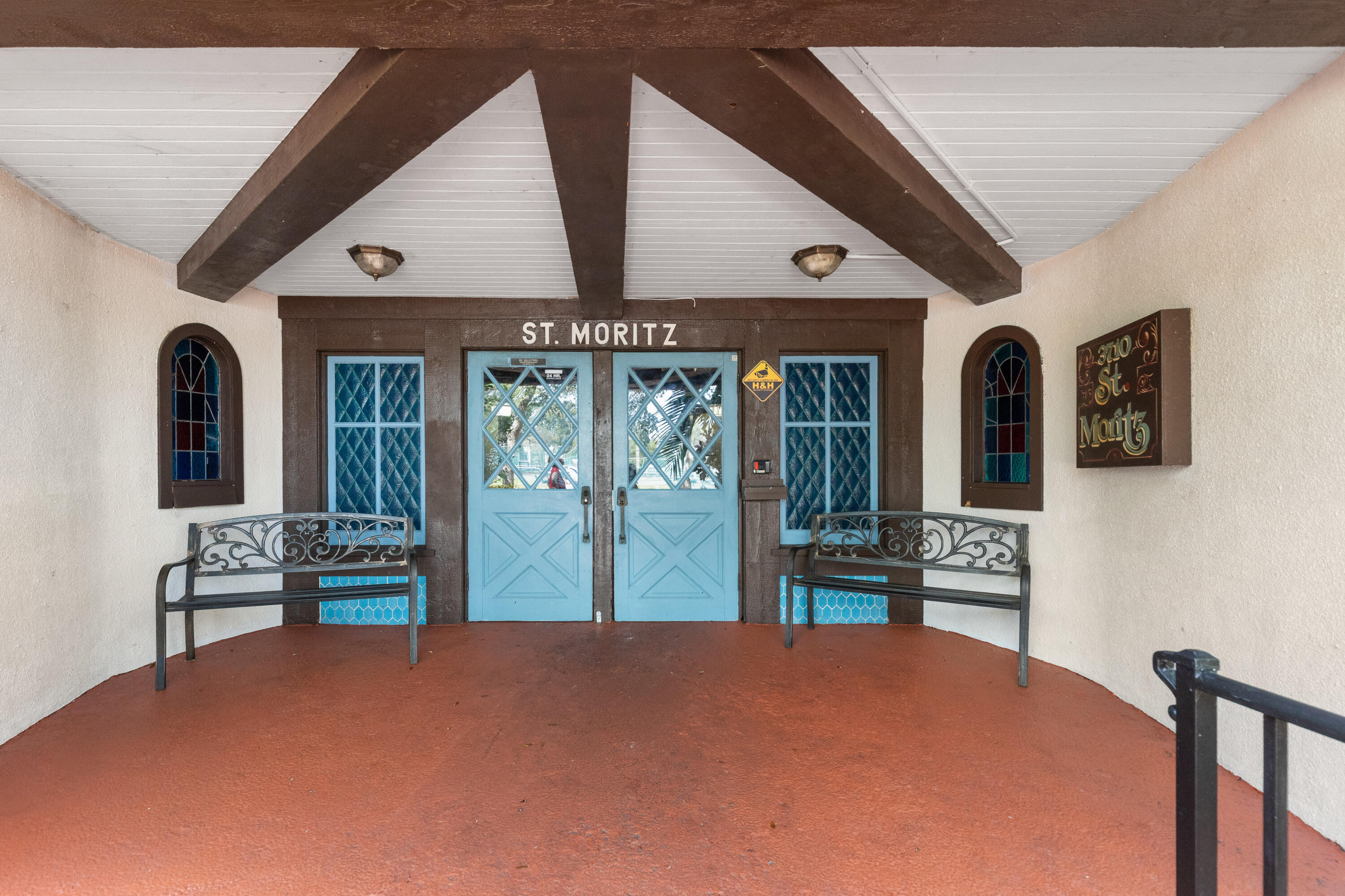 3710 Inverrary Drive, Unit 2G Lauderhill, FL 33319 - Photo 13 of 42 1I6A3338