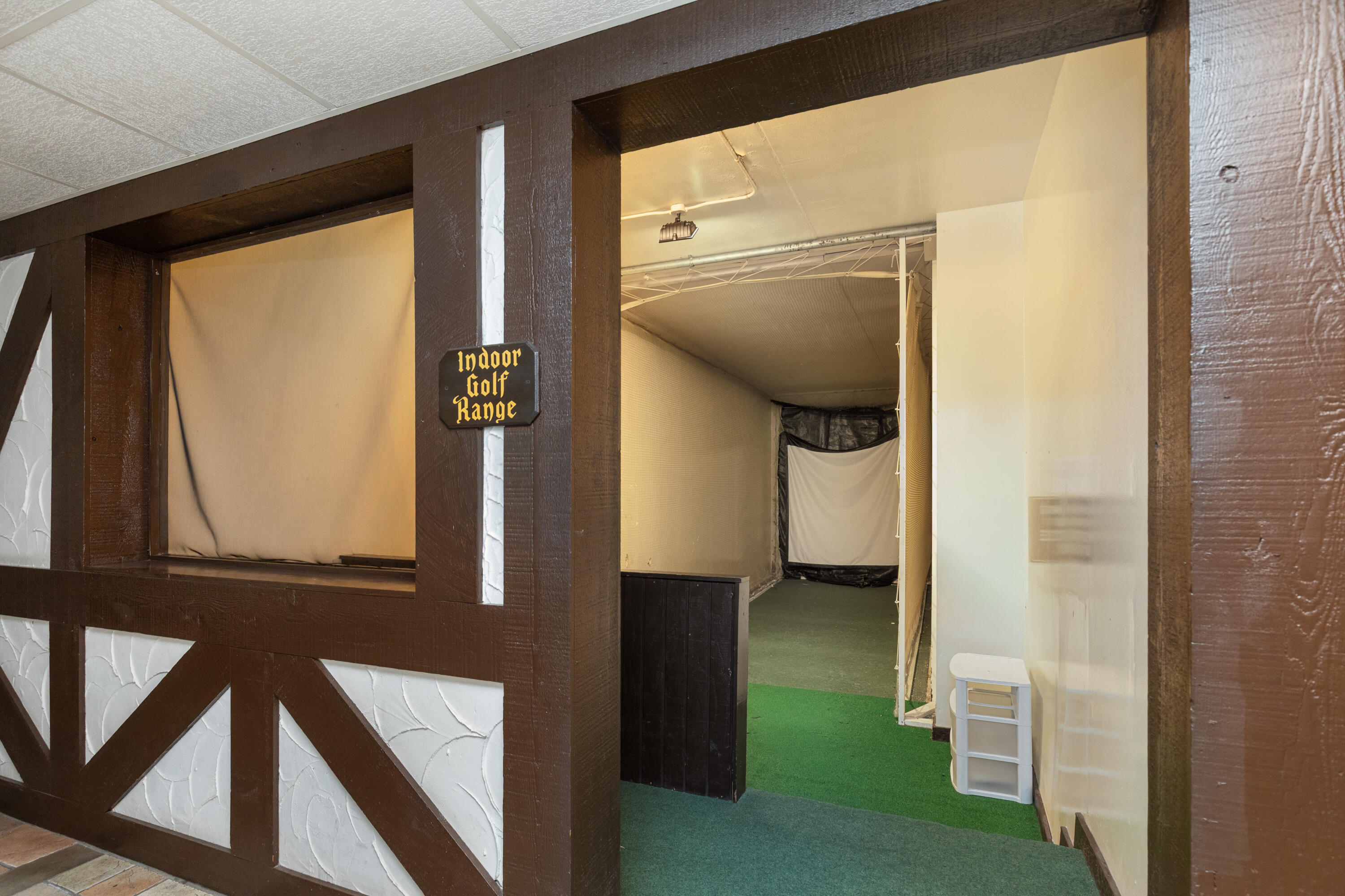 3710 Inverrary Drive, Unit 2G Lauderhill, FL 33319 - Photo 34 of 42 1I6A3361