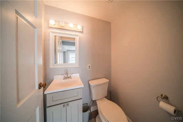 $334,900 | 10 Echodale Avenue, Lysander, NY 13027