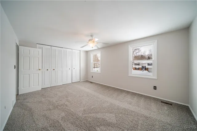 $334,900 | 10 Echodale Avenue, Lysander, NY 13027