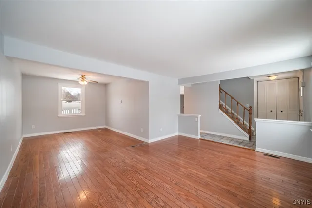 $334,900 | 10 Echodale Avenue, Lysander, NY 13027