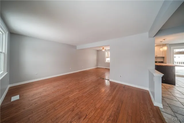 $334,900 | 10 Echodale Avenue, Lysander, NY 13027