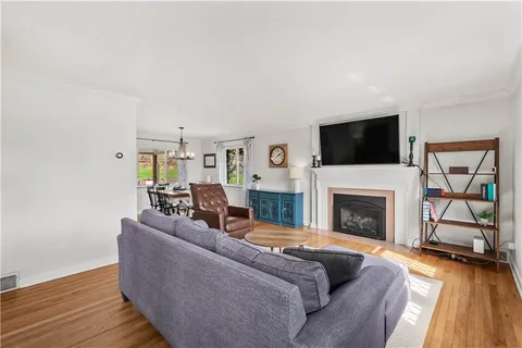 $395,000 | 2825 Anderson Drive, Allison Park, PA 15101