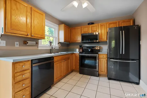$369,000 | 462 Davis Street, Watertown, CT 06779