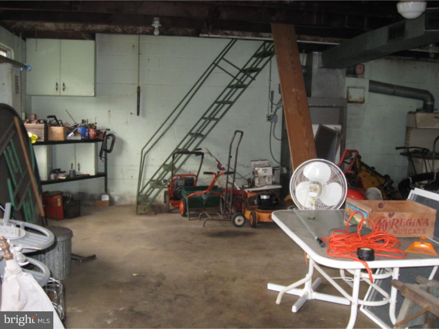 119 Gallagher Road Wayne, PA 19087 - Photo 12 of 22 Garage