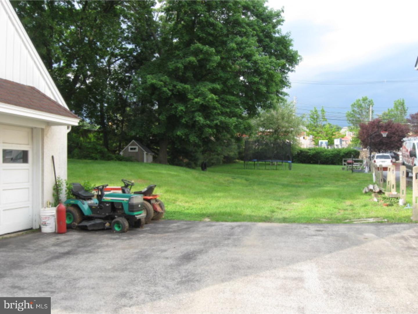 119 Gallagher Road Wayne, PA 19087 - Photo 10 of 22 Back Yard