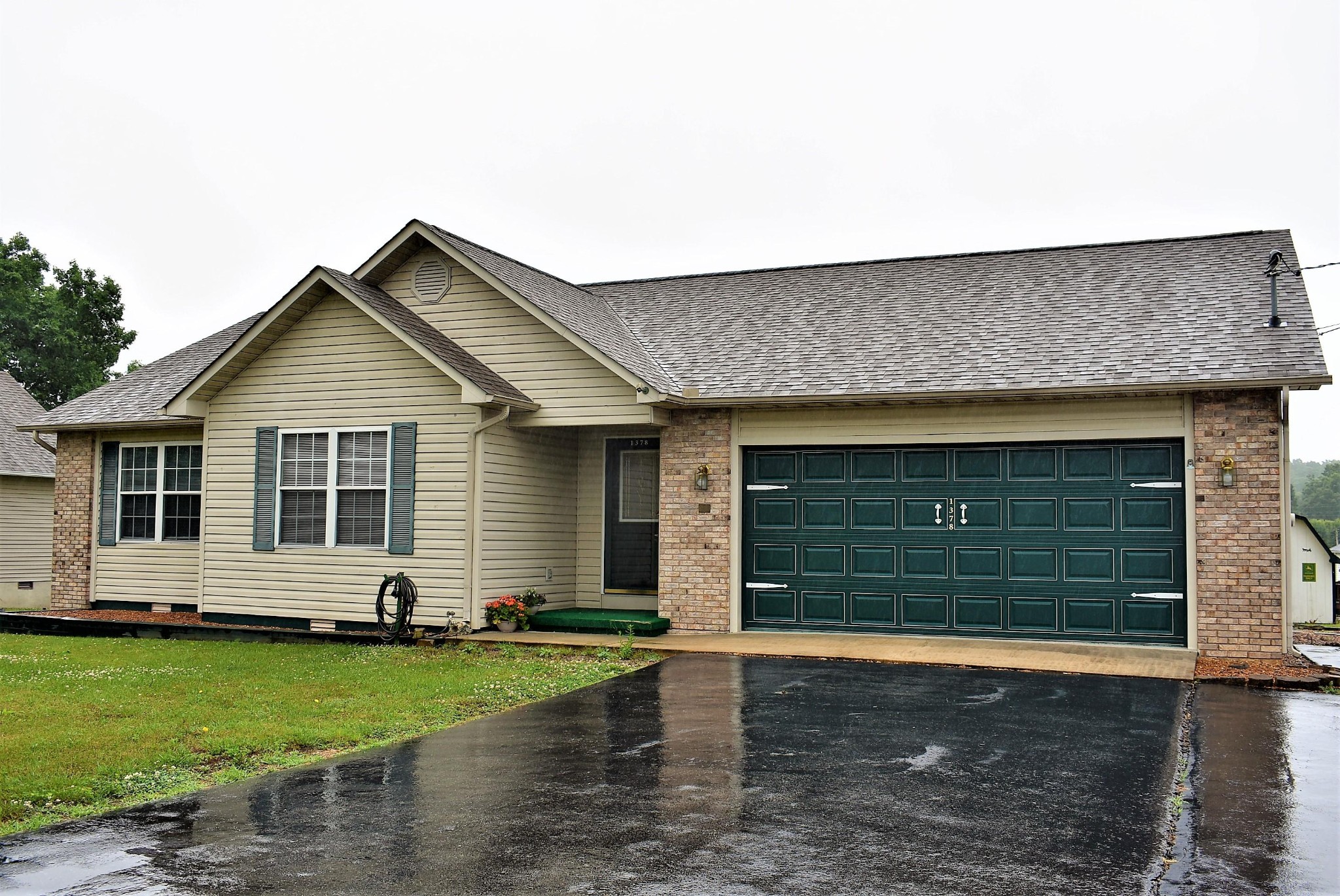 1378 Cook Road Crossville, TN 38555 - Photo 4 of 39 Gallery Image 4