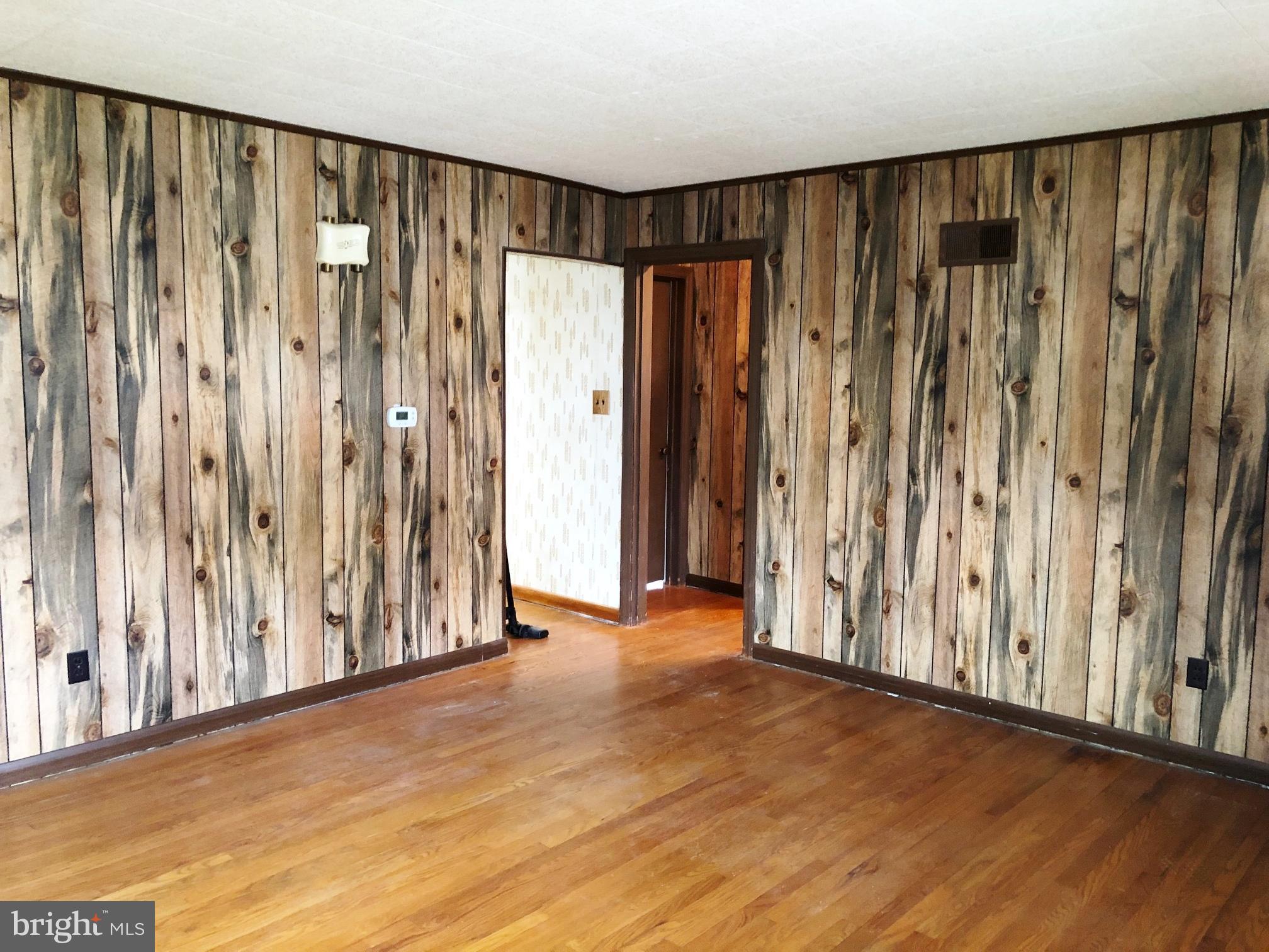 144 North High Street Spring Grove, PA 17362 - Photo 12 of 33