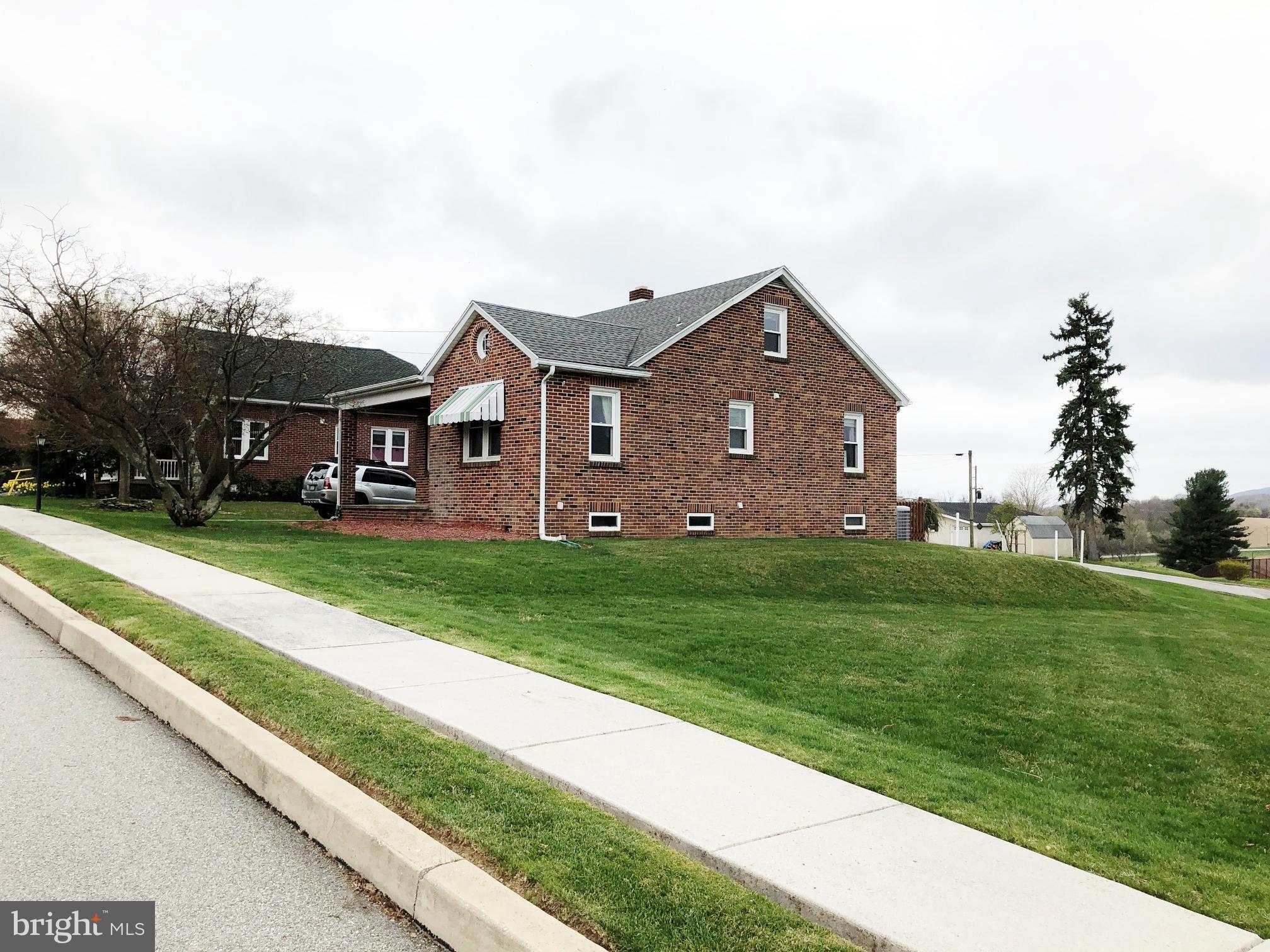144 North High Street Spring Grove, PA 17362 - Photo 4 of 33