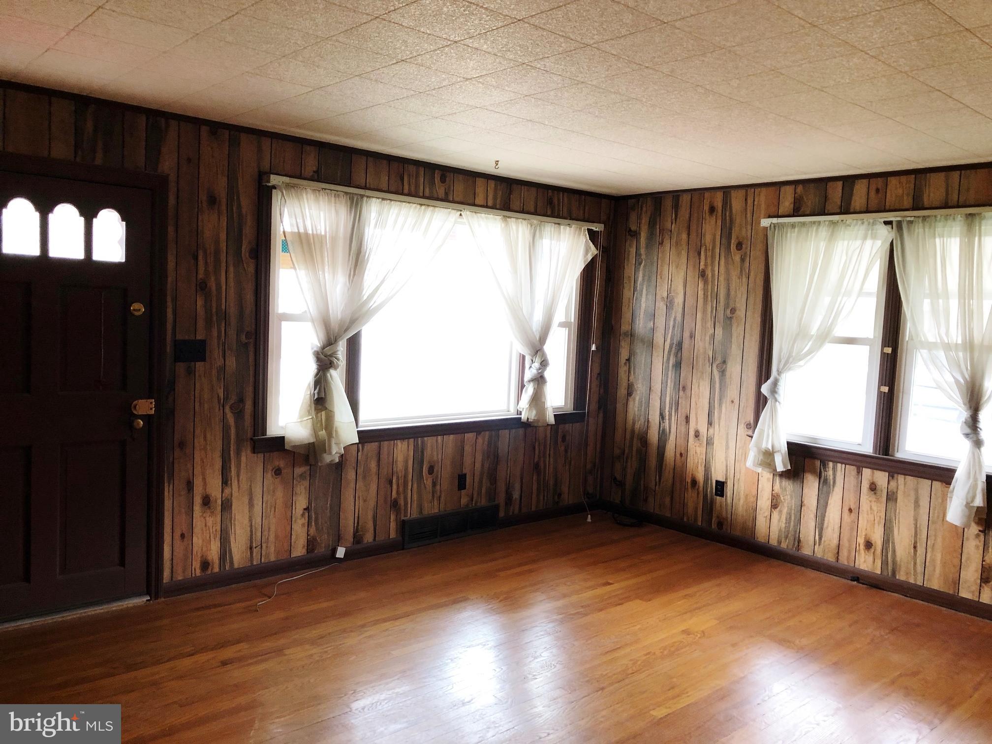 144 North High Street Spring Grove, PA 17362 - Photo 10 of 33