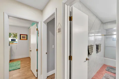 $1,490,000 | 1870 Northeast 197th Terrace, Miami, FL 33179