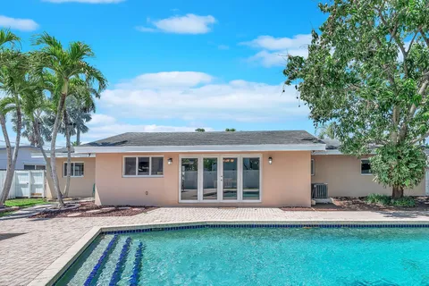 $1,490,000 | 1870 Northeast 197th Terrace, Miami, FL 33179