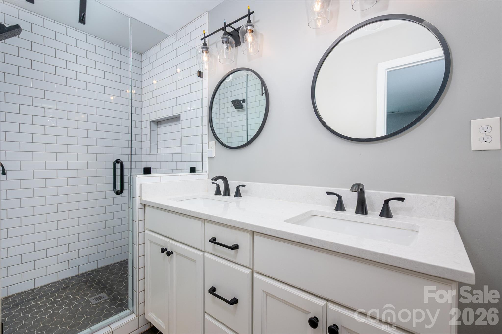 651 Sandridge Road Charlotte, NC 28210 - Photo 20 of 36 Gallery Image 20