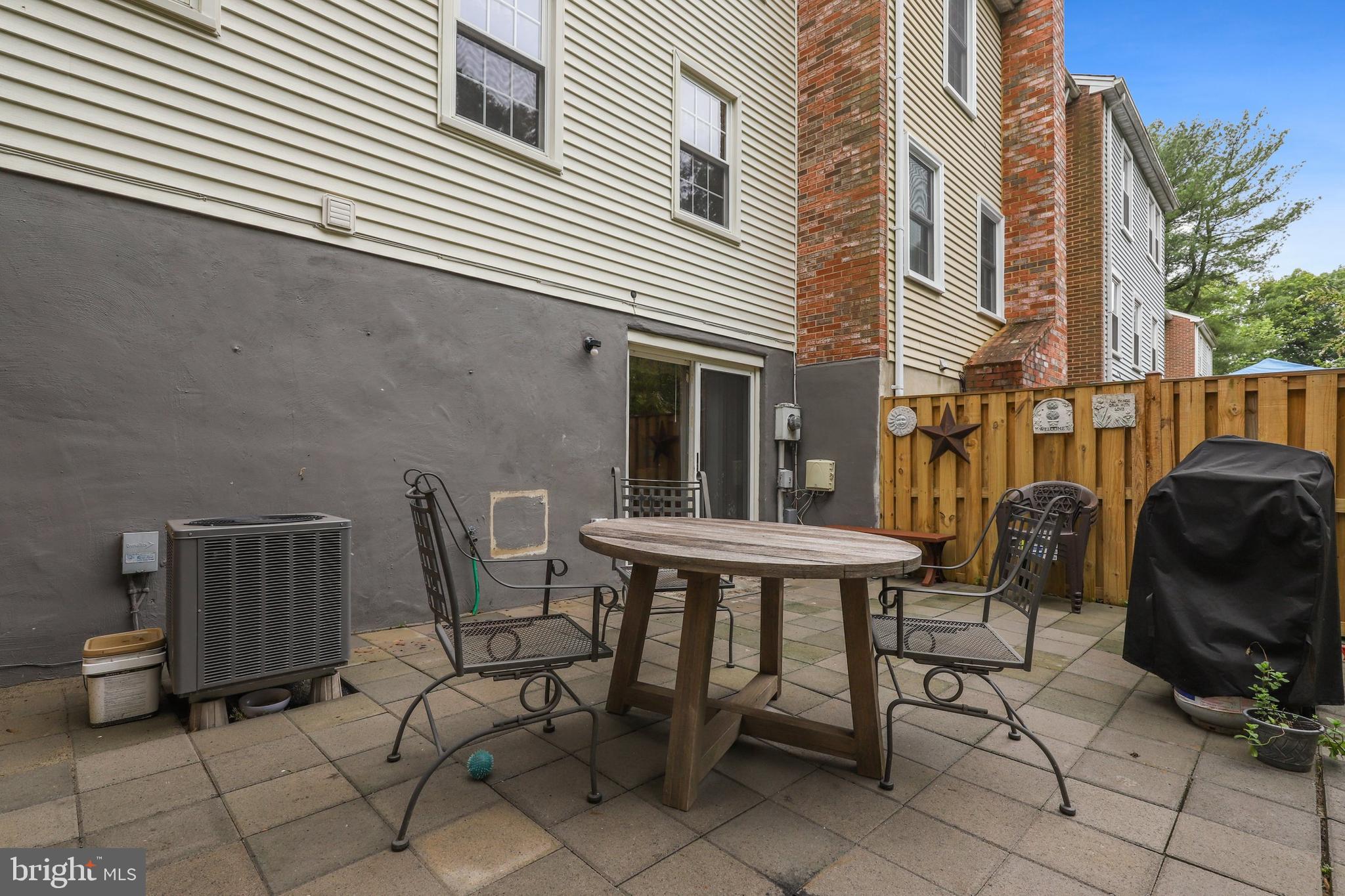 8374 Luce Court Springfield, VA 22153 - Photo 26 of 31 Gallery Image 26