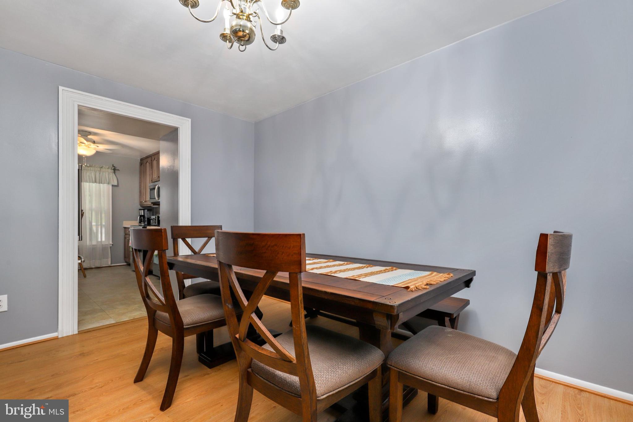 8374 Luce Court Springfield, VA 22153 - Photo 9 of 31 Gallery Image 9