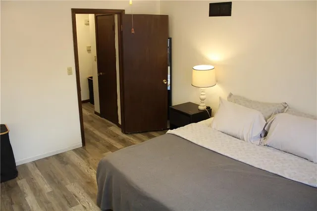 $235,000 | 521 South Cardinal Drive, Olathe, KS 66062