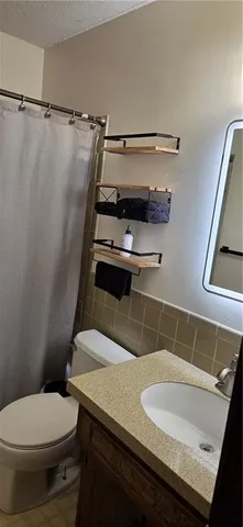 $235,000 | 521 South Cardinal Drive, Olathe, KS 66062