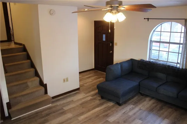 $235,000 | 521 South Cardinal Drive, Olathe, KS 66062