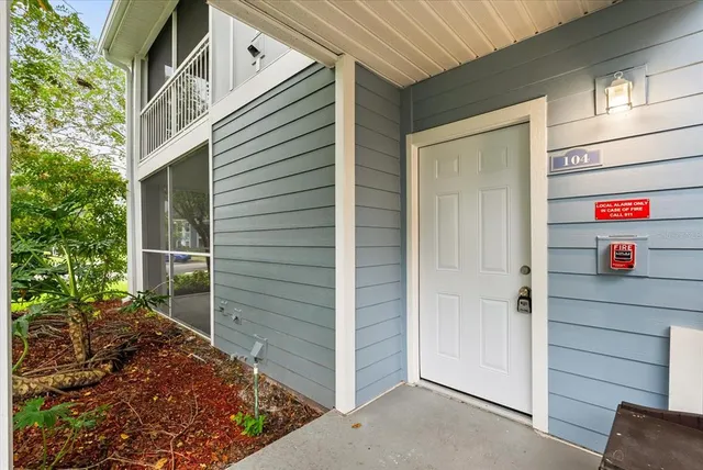 $213,900 | 2592 Grassy Point Drive, Unit 104, Lake Mary, FL 32746