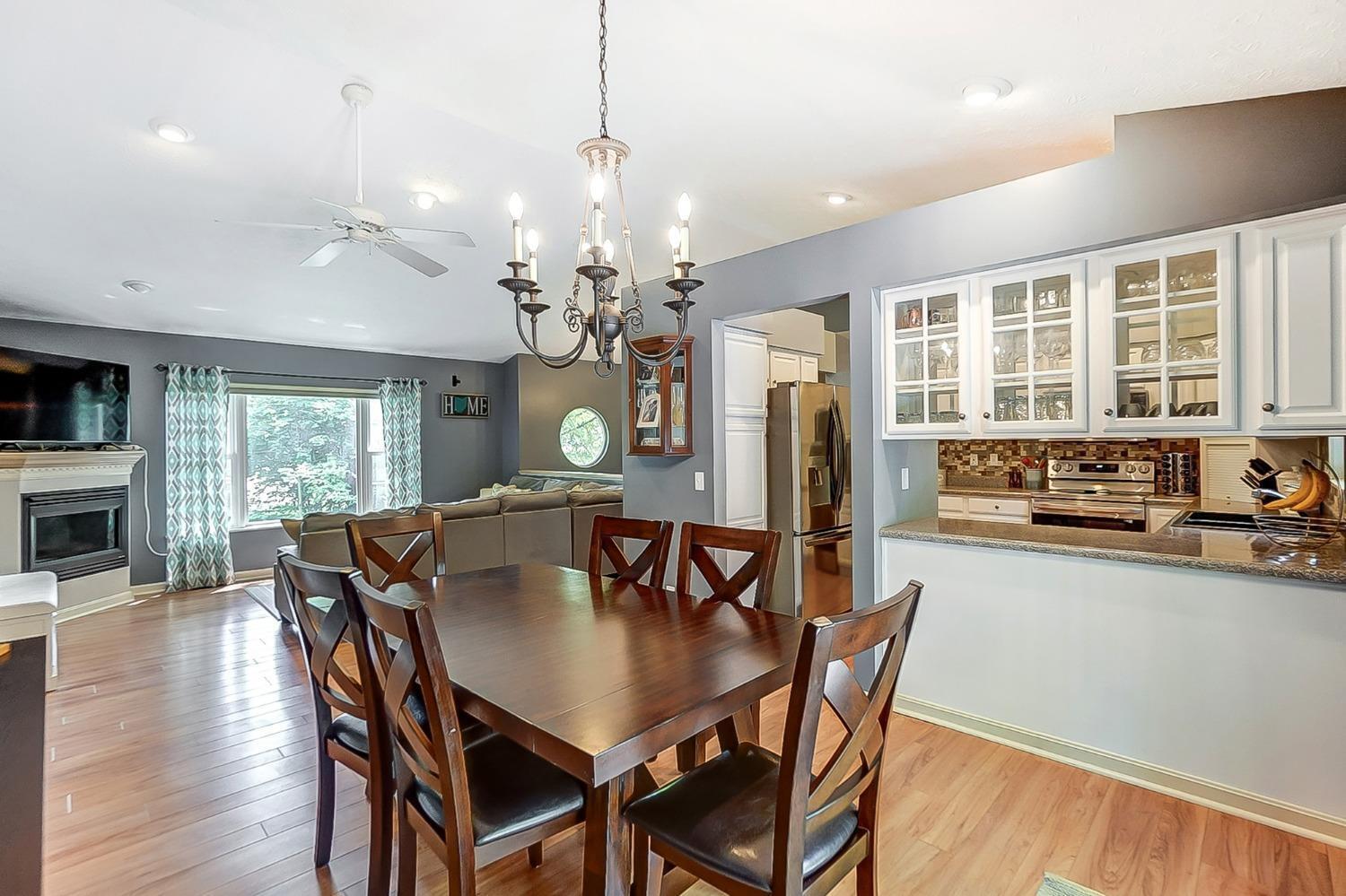 6747 Daleview Road Cincinnati, OH 45247 - Photo 8 of 41