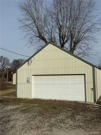 $114,900 | 121 South Low Street, Frankford, MO 63441