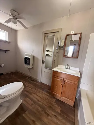 $124,900 | 121 South Low Street, Frankford, MO 63441