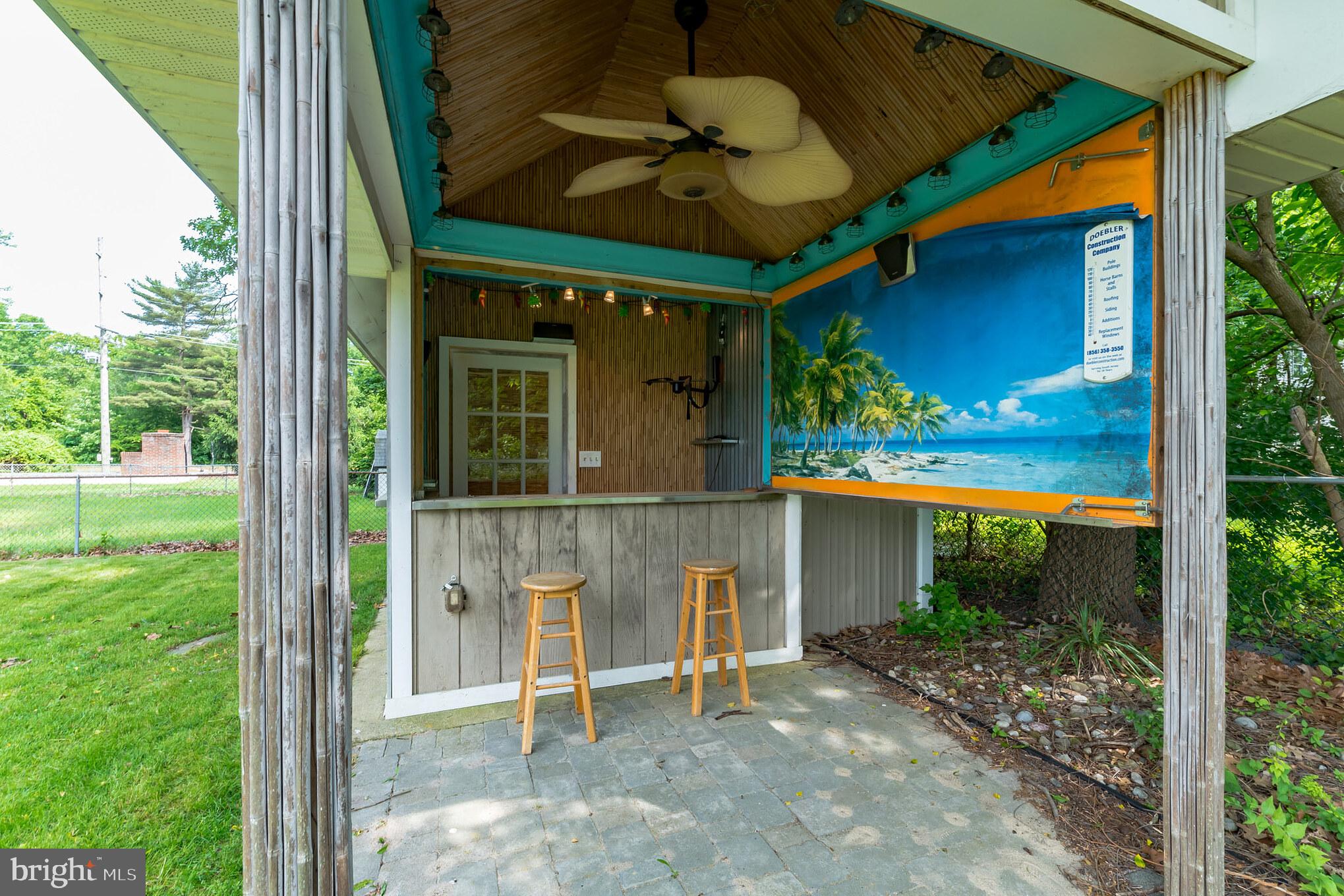 6 Franklin Road Glassboro, NJ 08028 - Photo 29 of 30 Shed/ Tiki Bar