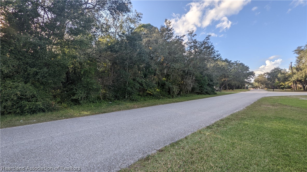 1979 North Cardinal Road Avon Park, FL 33825 - Photo 1 of 12 Gallery Image 1