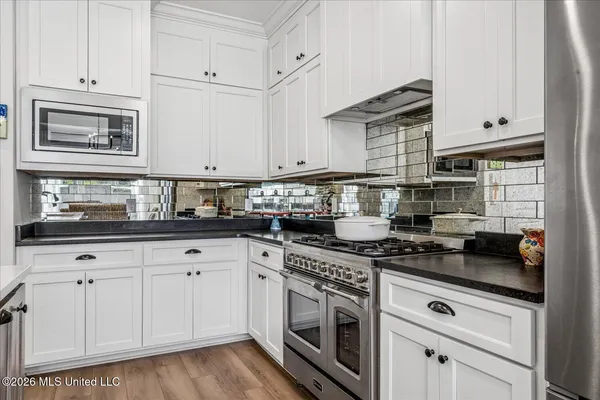 $479,900 | 4055 Bakersfield Drive, Nesbit, MS 38651