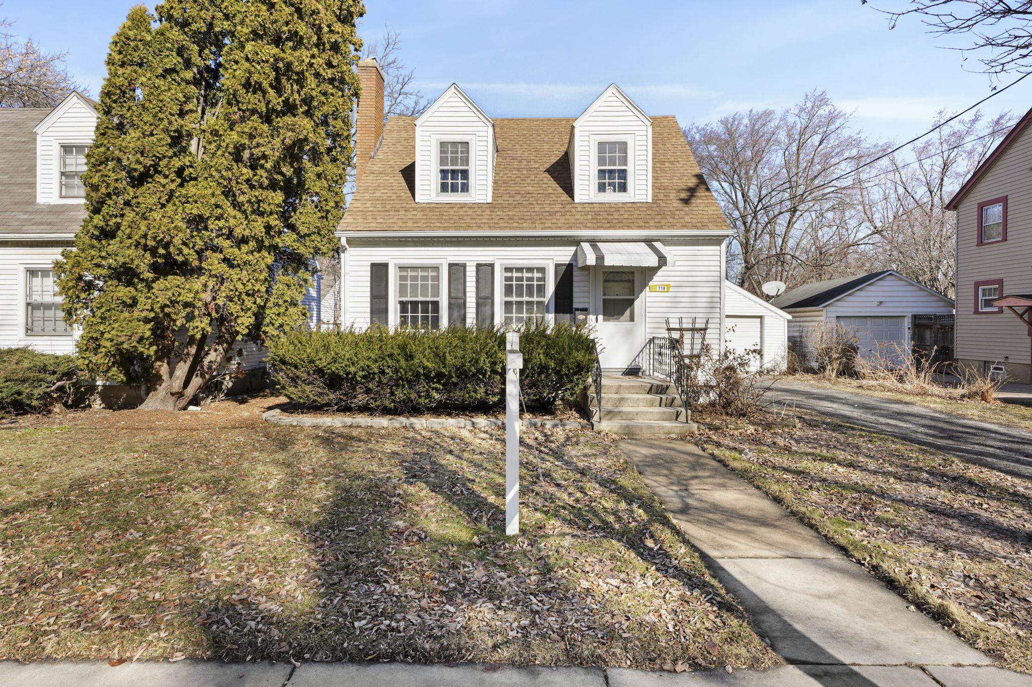 718 West Olin Avenue Madison, WI 53715 - Photo 1 of 33