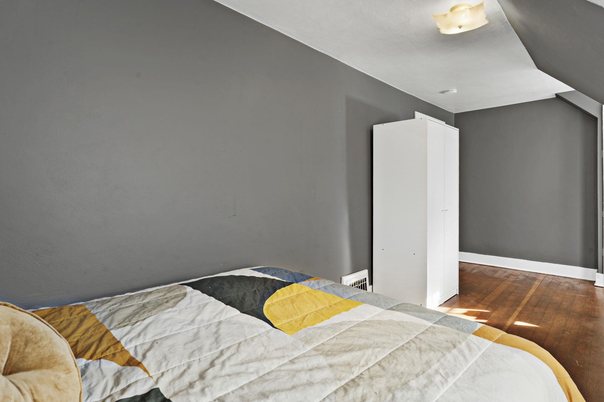 718 West Olin Avenue Madison, WI 53715 - Photo 18 of 33