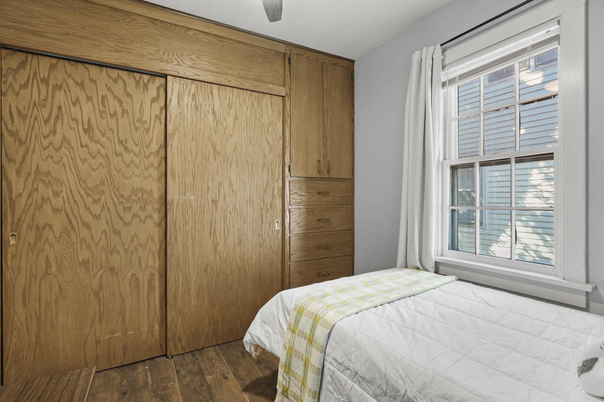 718 West Olin Avenue Madison, WI 53715 - Photo 26 of 33