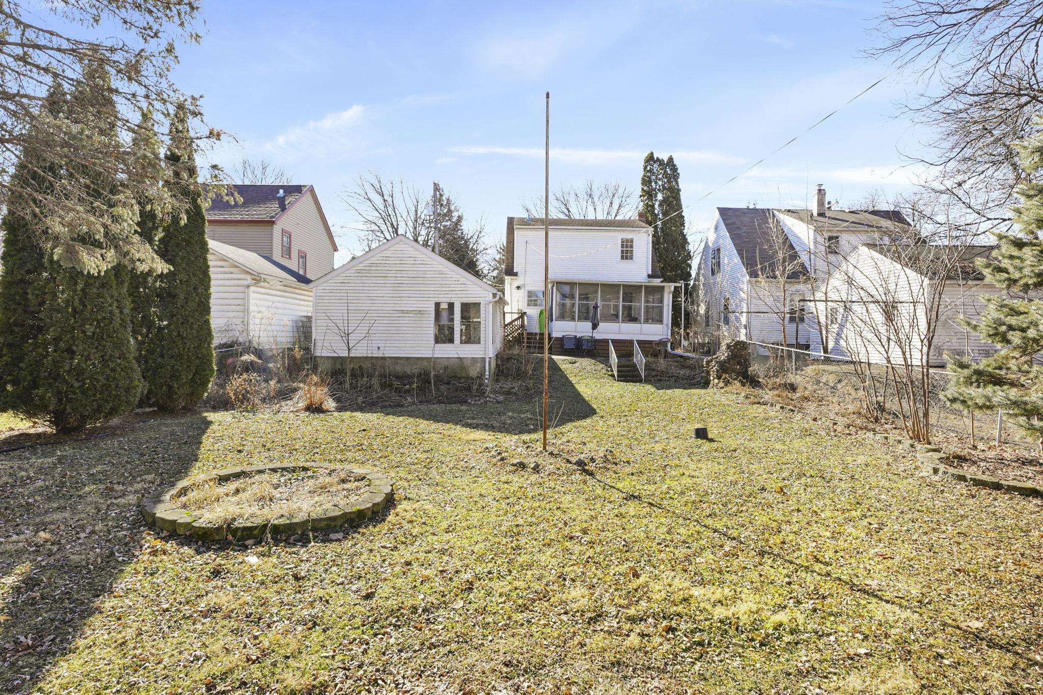 718 West Olin Avenue Madison, WI 53715 - Photo 28 of 33