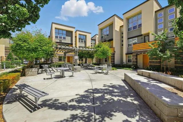 $1,258,000 | 1999 Dobbin Drive, San Jose, CA 95133