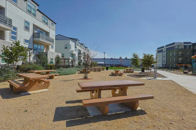 $1,258,000 | 1999 Dobbin Drive, San Jose, CA 95133