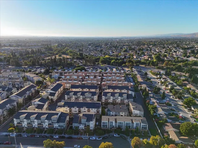 $1,258,000 | 1999 Dobbin Drive, San Jose, CA 95133