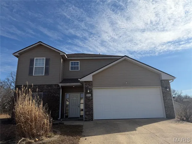 $250,000 | 214 Fritts Circle, Waynesville, MO 65583