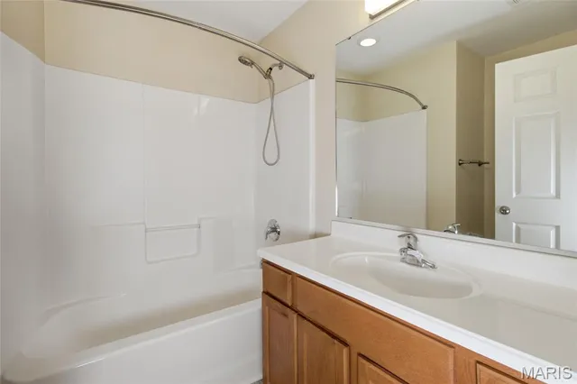 $250,000 | 214 Fritts Circle, Waynesville, MO 65583