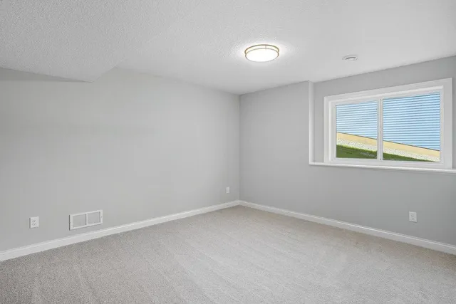 $569,900 | 9815 Pinehurst Drive, Elko New Market, MN 55020