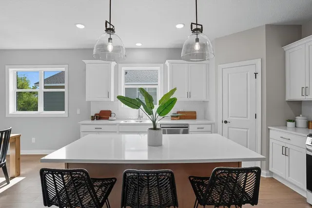 $569,900 | 9815 Pinehurst Drive, Elko New Market, MN 55020