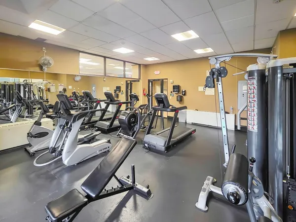 $3,400 | 6 Horizon Road, Unit 310, Fort Lee, NJ 07024