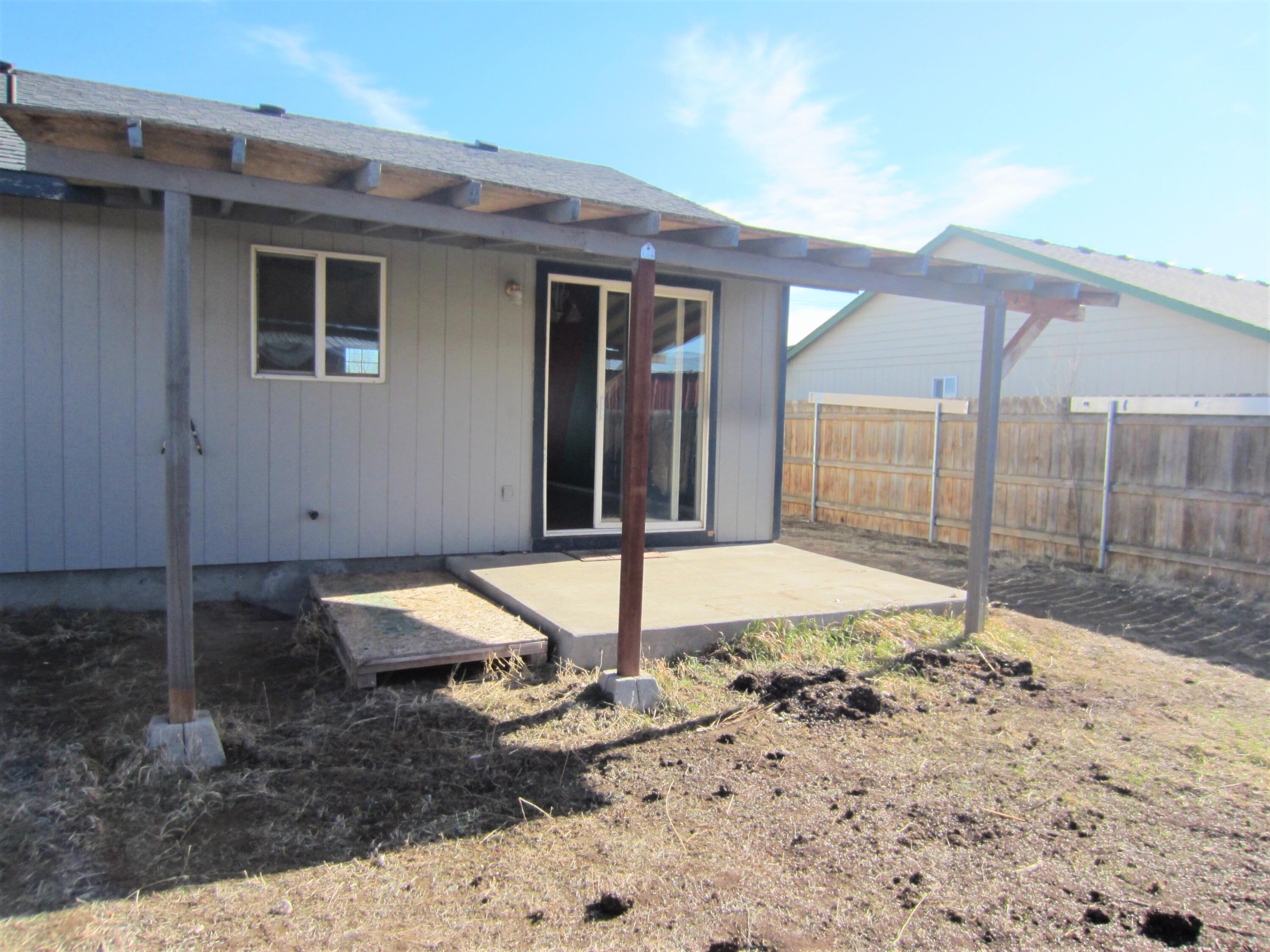 2149 Northeast Yellowpine Road Prineville, OR 97754 - Photo 18 of 20 IMG_4568