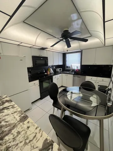 a view of workspace with windows