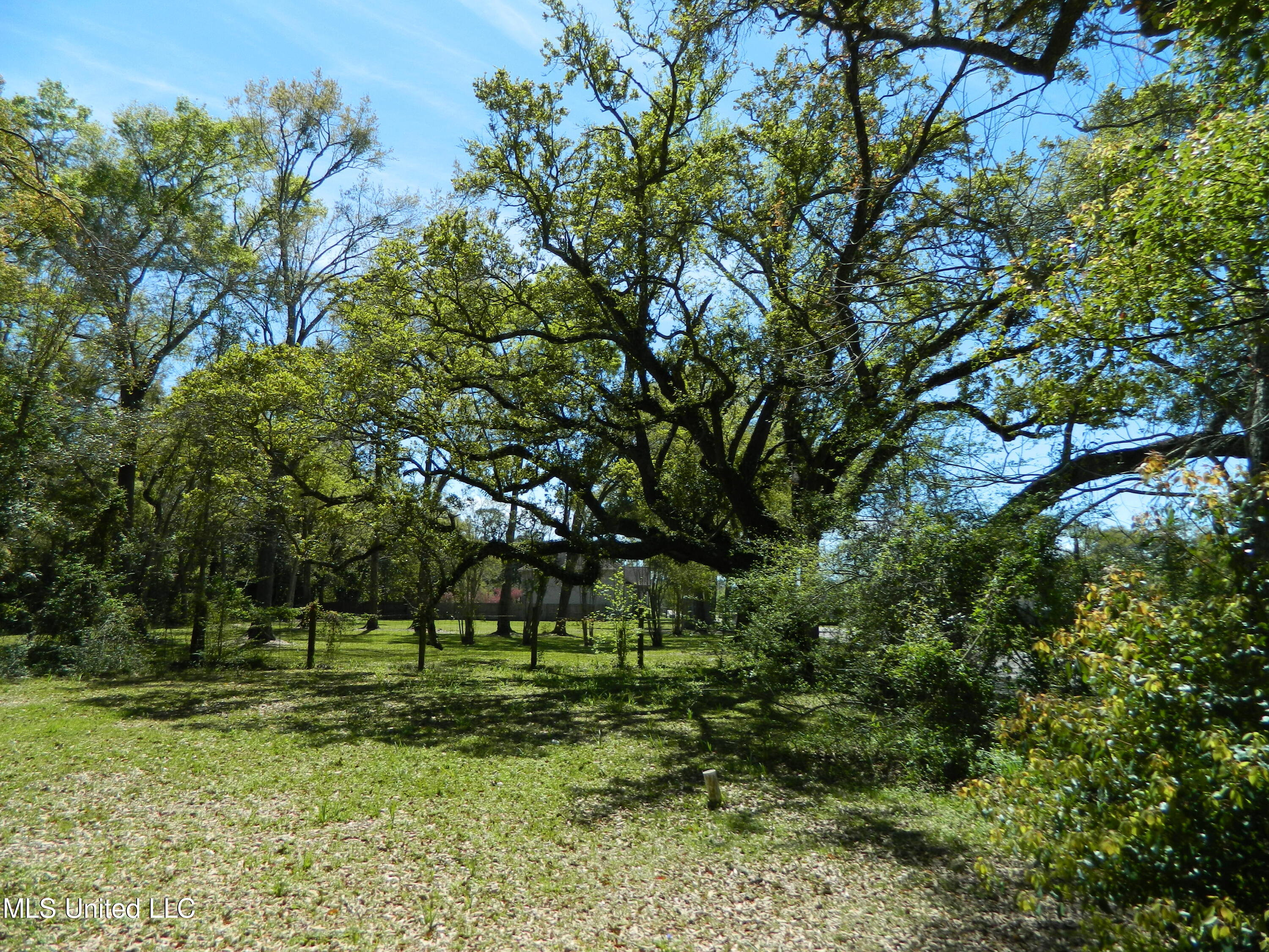 20005 Pineville Road Long Beach, MS 39560 - Photo 29 of 43 27