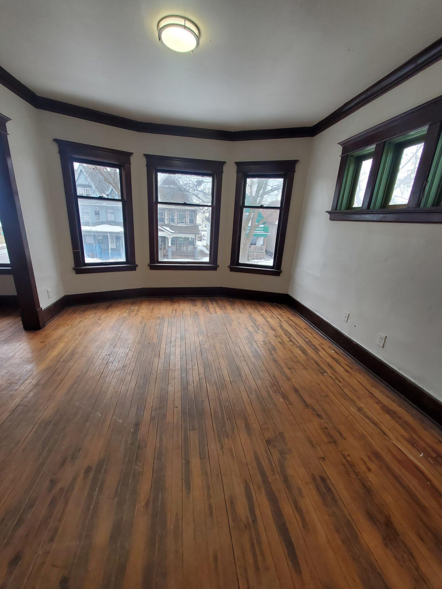 2873 North 26th Street, Unit 2875 Milwaukee, WI 53206 - Photo 11 of 14 2785