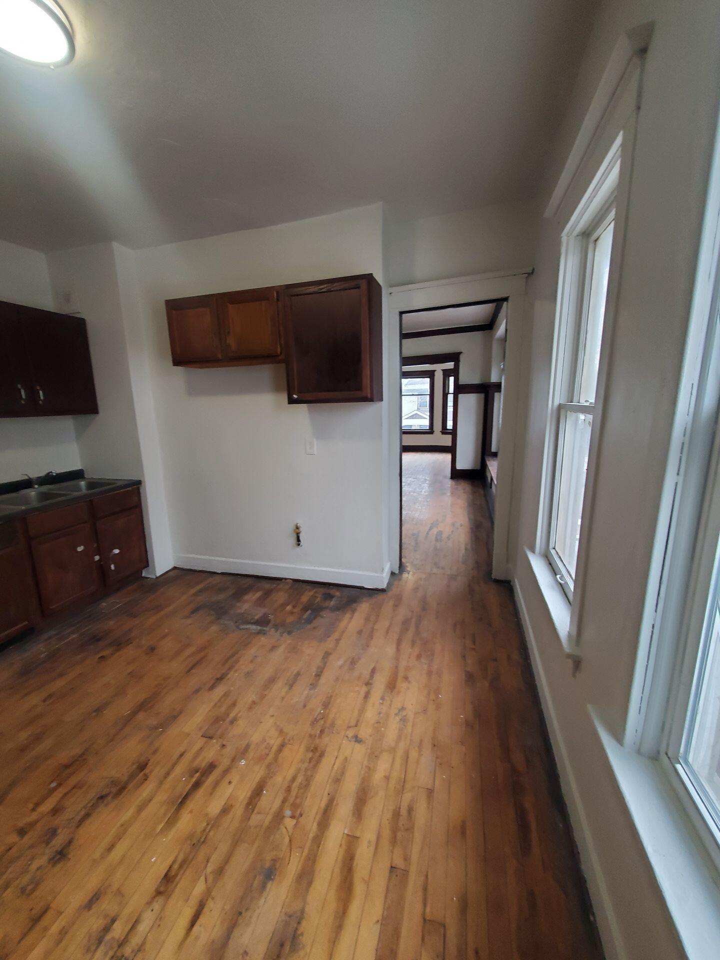 2873 North 26th Street, Unit 2875 Milwaukee, WI 53206 - Photo 9 of 14 2785