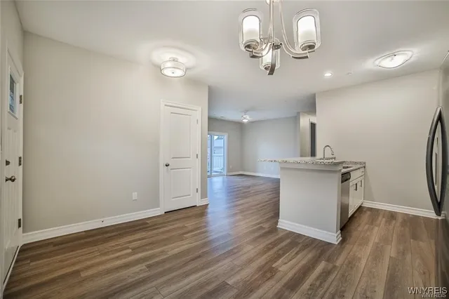 $2,575 | 275 Northill Drive, Unit D, Amherst, NY 14221