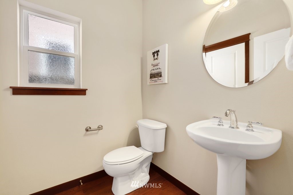 18501 42nd Avenue Southeast Bothell, WA 98012 - Photo 20 of 40 Gallery Image 20