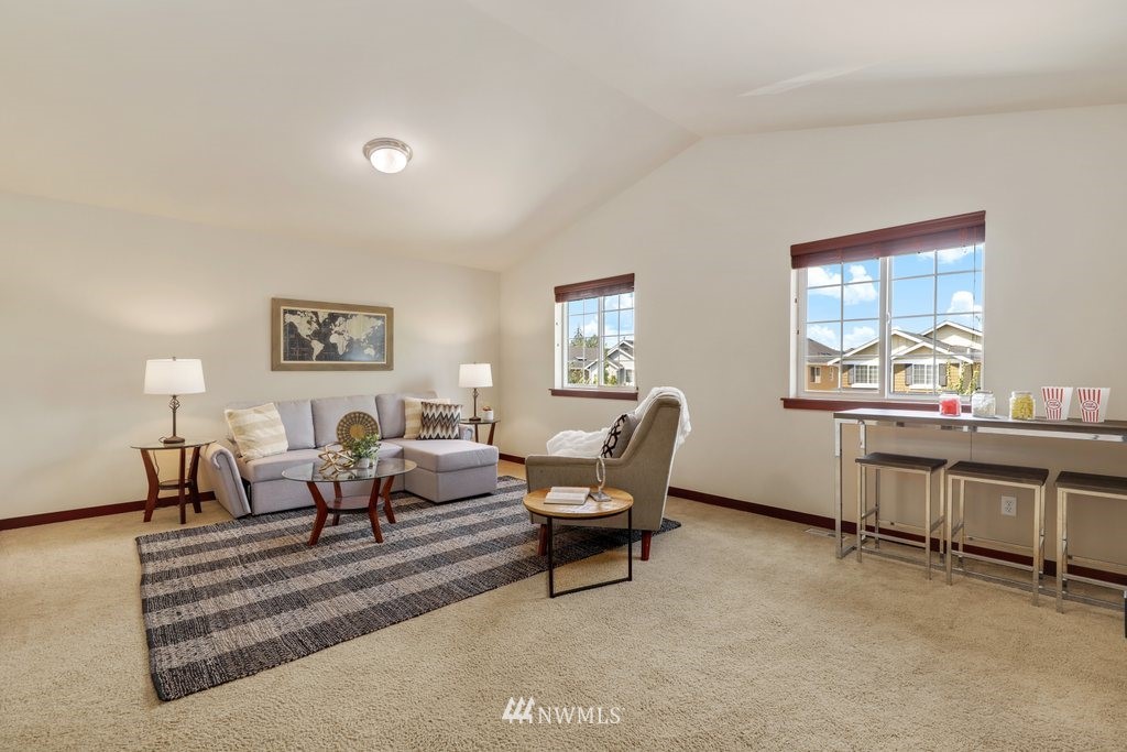 18501 42nd Avenue Southeast Bothell, WA 98012 - Photo 29 of 40 Gallery Image 29